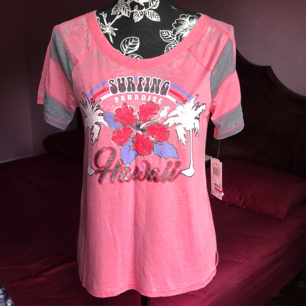NWT T-shirt